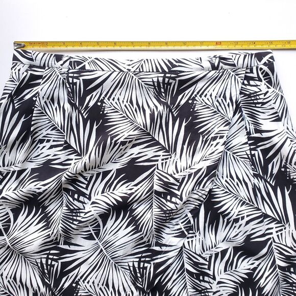 Tropical Mini Skirt Size 12 Faux Wrap Black Cream White H&M Vacation Tiki Bar - Picture 6 of 9